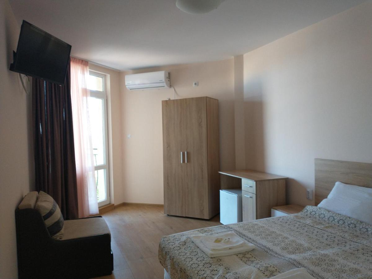 Aura Family Hotel 라브다 외부 사진