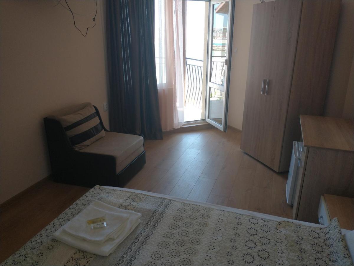 Aura Family Hotel 라브다 외부 사진