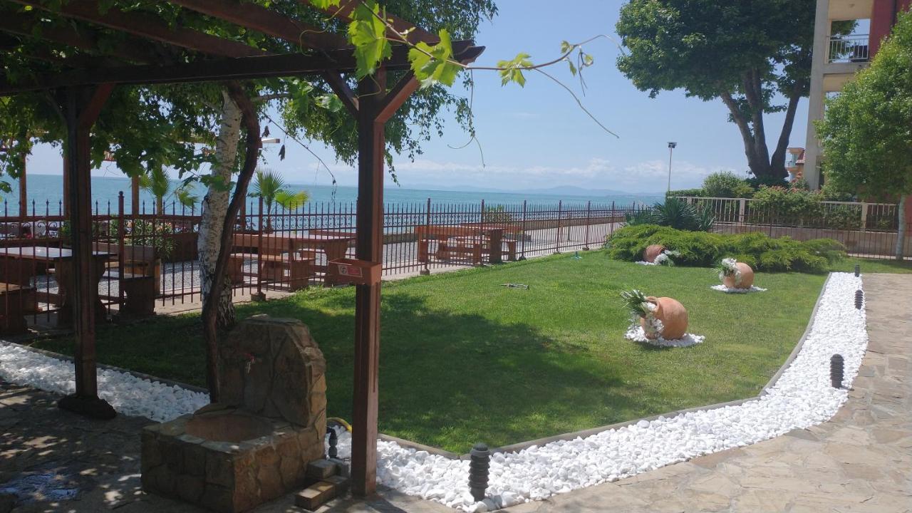 Aura Family Hotel 라브다 외부 사진