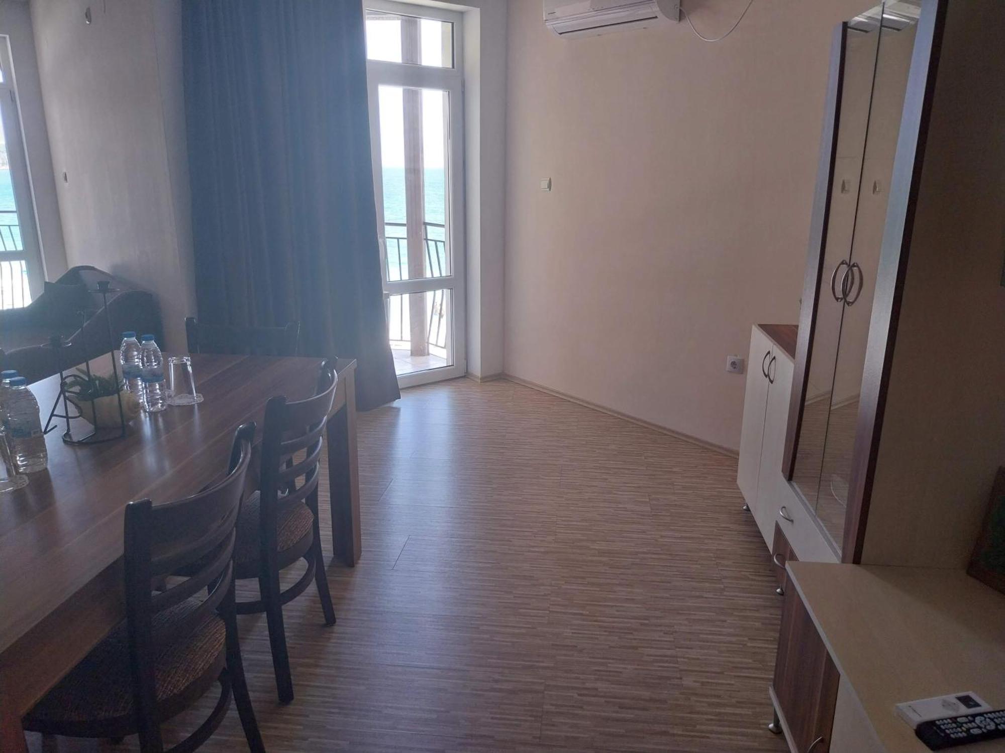 Aura Family Hotel 라브다 외부 사진